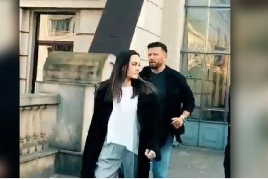 Angelina Jolie: Η στιγμή που τρέχει προς το καταφύγιο ενώ ηχούν οι σειρήνες στη Λβιβ
