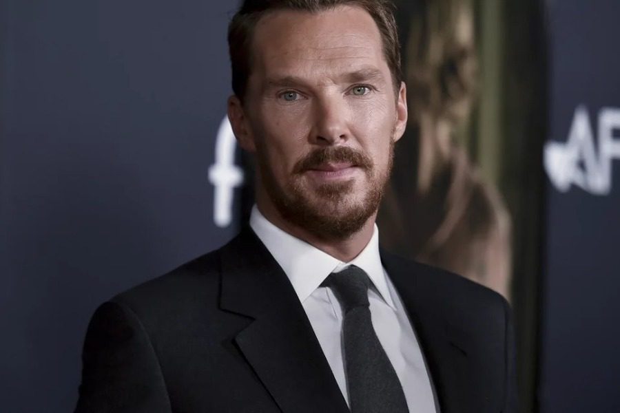 Επική ατάκα Κικίλια σε Benedict Cumberbatch: H μαμά σου δεν θα φύγει σύντομα απο την Ελλάδα