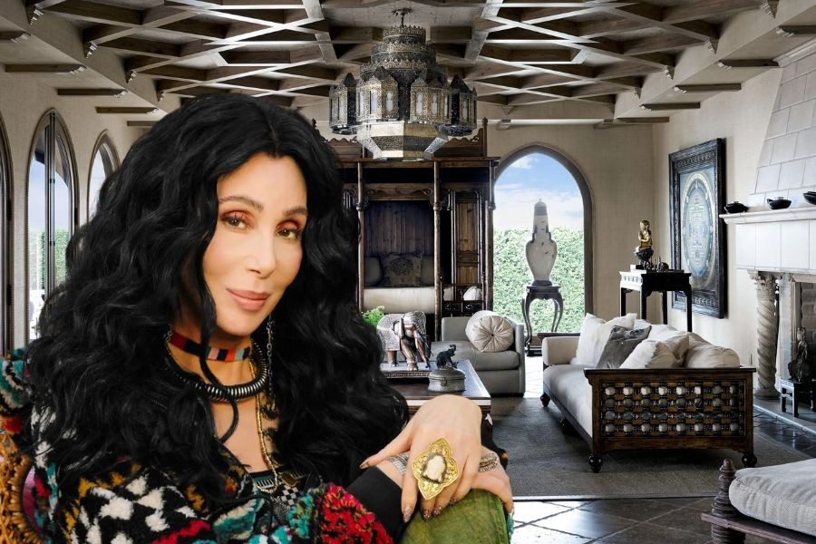 Μέσα στο συγκλονιστικό σπίτι της Cher στο Μαλιμπού