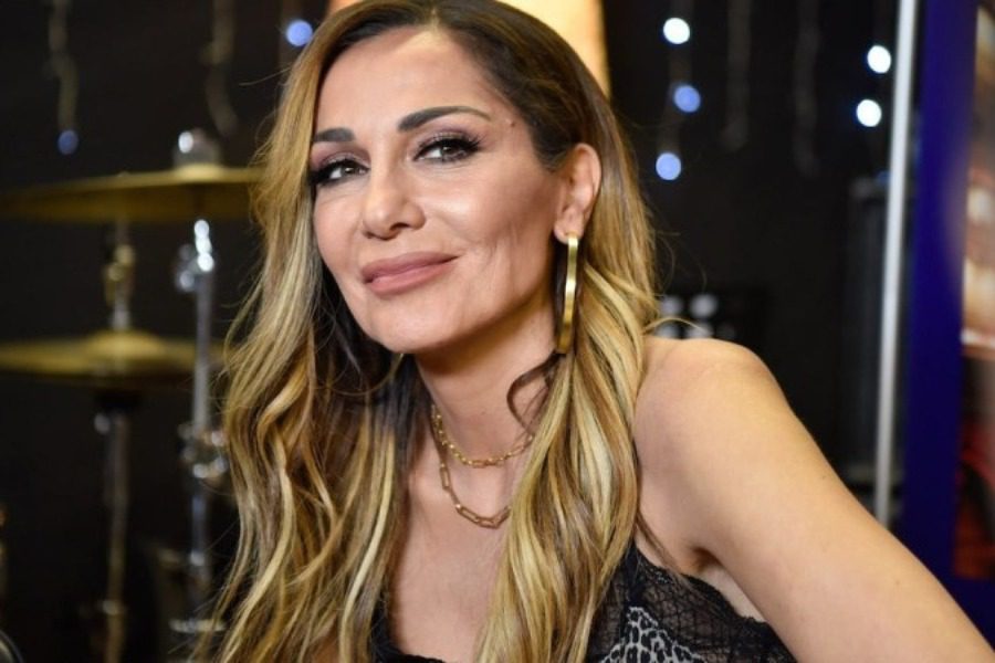 Η Δέσποινα Βανδή τάραξε το Instagram με το καυτό ολόσωμο μαγιό της