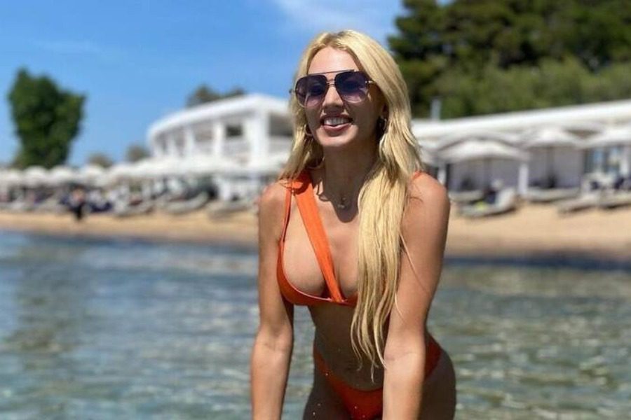 Κωνσταντίνα Σπυροπούλου: Έγκυος η παρουσιάστρια;