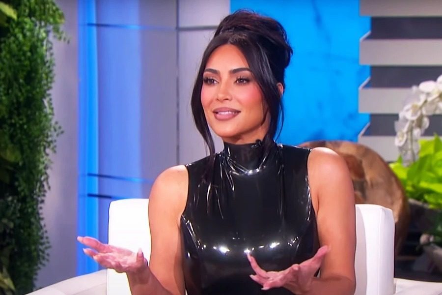 Το λάτεξ φόρεμα της Kim Kardashian που έκαψε καρδιές