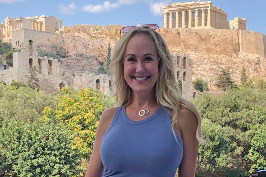 Η διάσημη πορνοστάρ Brandi Love είναι στην Αθήνα και ευχαριστεί τα... σώματα ασφαλείας