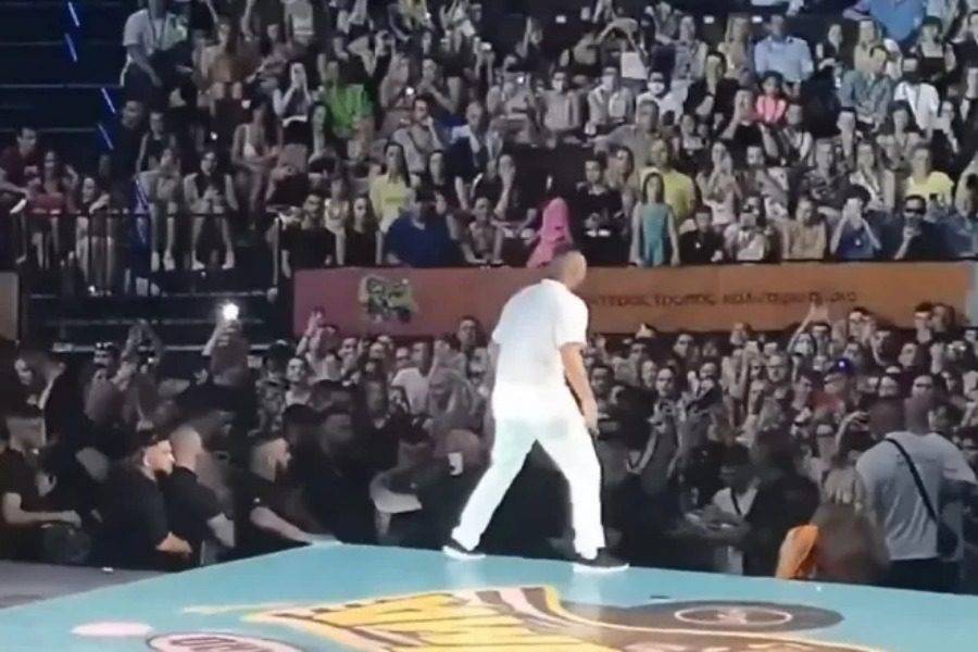 Τον διοργανωτή των MAD VMA «καρφώνει» ο Light