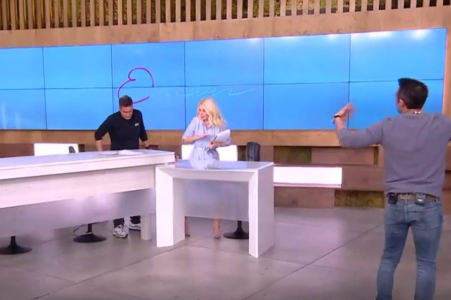 Ελένη Μενεγάκη: «Εμένα ξεχάστε με!»