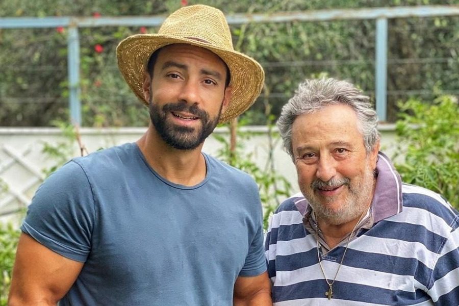 Σάκης Τανιμανίδης: Το τηλεφώνημα στον πατέρα του που τον «λύγισε»