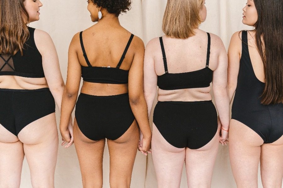 Φέτος, οι διαφημίσεις μας κατέπληξαν: Επιτέλους σώματα όλων των sizes ποζάρουν με εσώρουχα