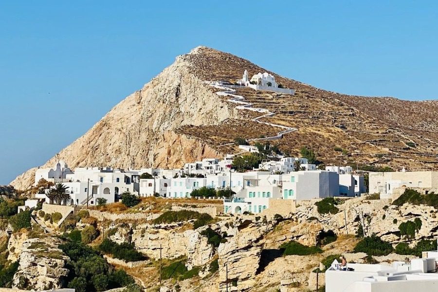 Ταξίδι στη Φολέγανδρο: 10 Προτάσεις που αξίζει να ακολουθήσεις