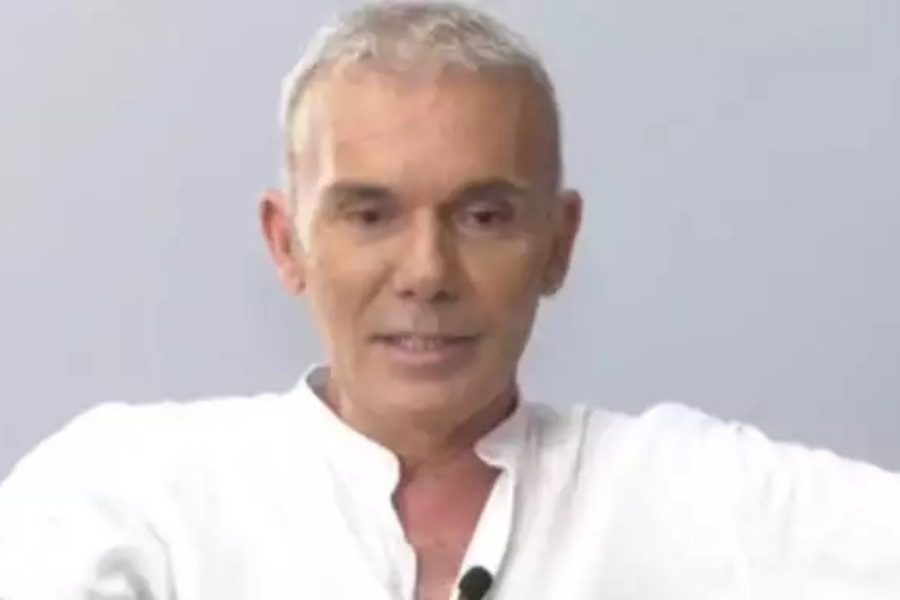 Ο Στέλιος Ρόκκος για το φιλί στον Αντρέα Γεωργίου και τη μήνυση από ιερέα