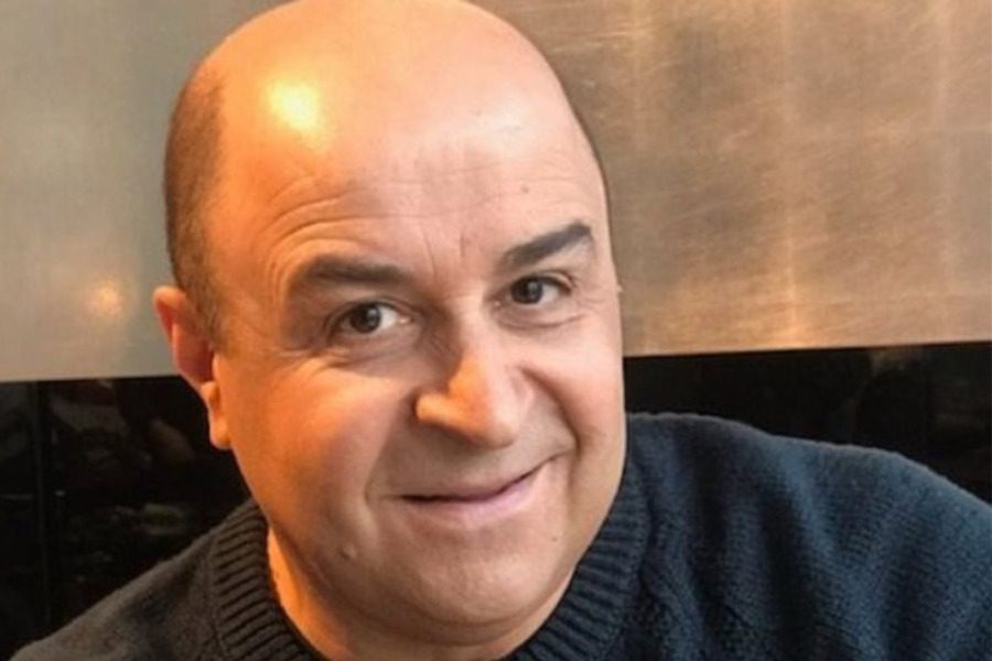 «Θα ήταν πιο έντιμο να μου ζητούσατε συγγνώμη δημόσια»