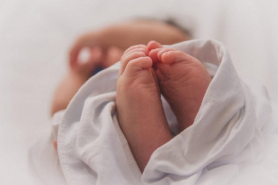 Ελληνίδα τραγουδίστρια έγινε ξανά μανούλα