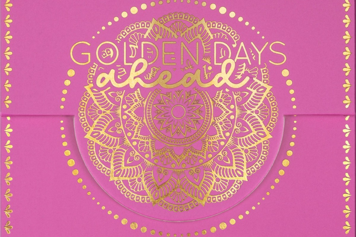 Ήρθε η νέα συλλεκτική σειρά της essence “Golden Days ahead” για αξέχαστες καλοκαιρινές ημέρες!