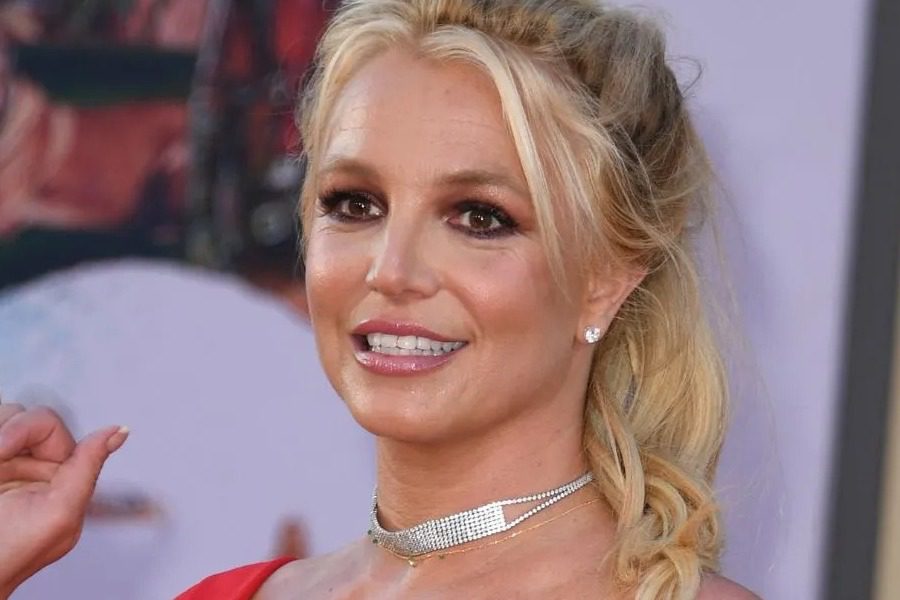 Britney Spears: Ατομα από το περιβάλλον της λένε ότι «η ζωή της βρίσκεται σε κίνδυνο»