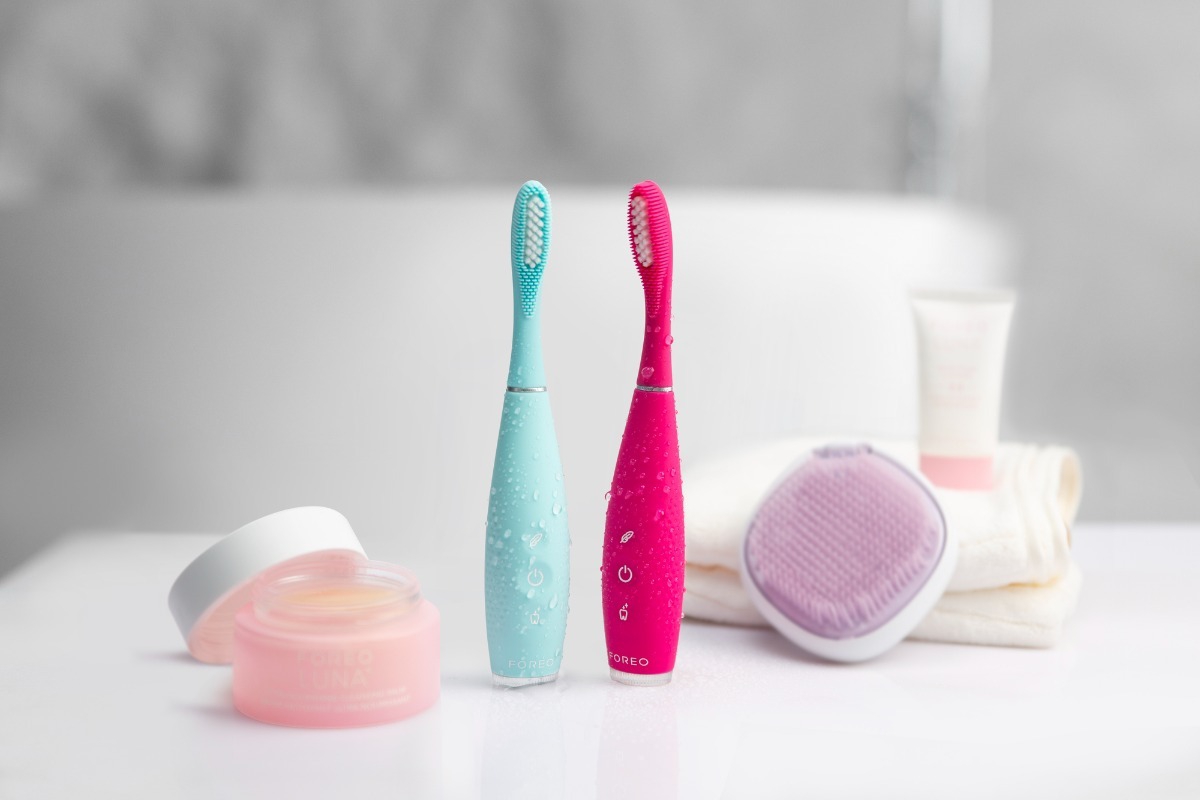 Το ISSA™ 4 από τη Foreo φέρνει επανάσταση στη στοματική φροντίδα
