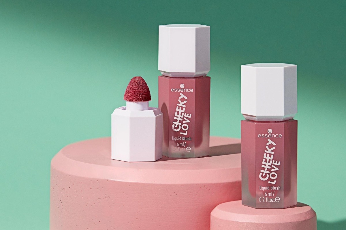 Γνωρίστε το νέο blush crush «Cheeky Love» από την essence!