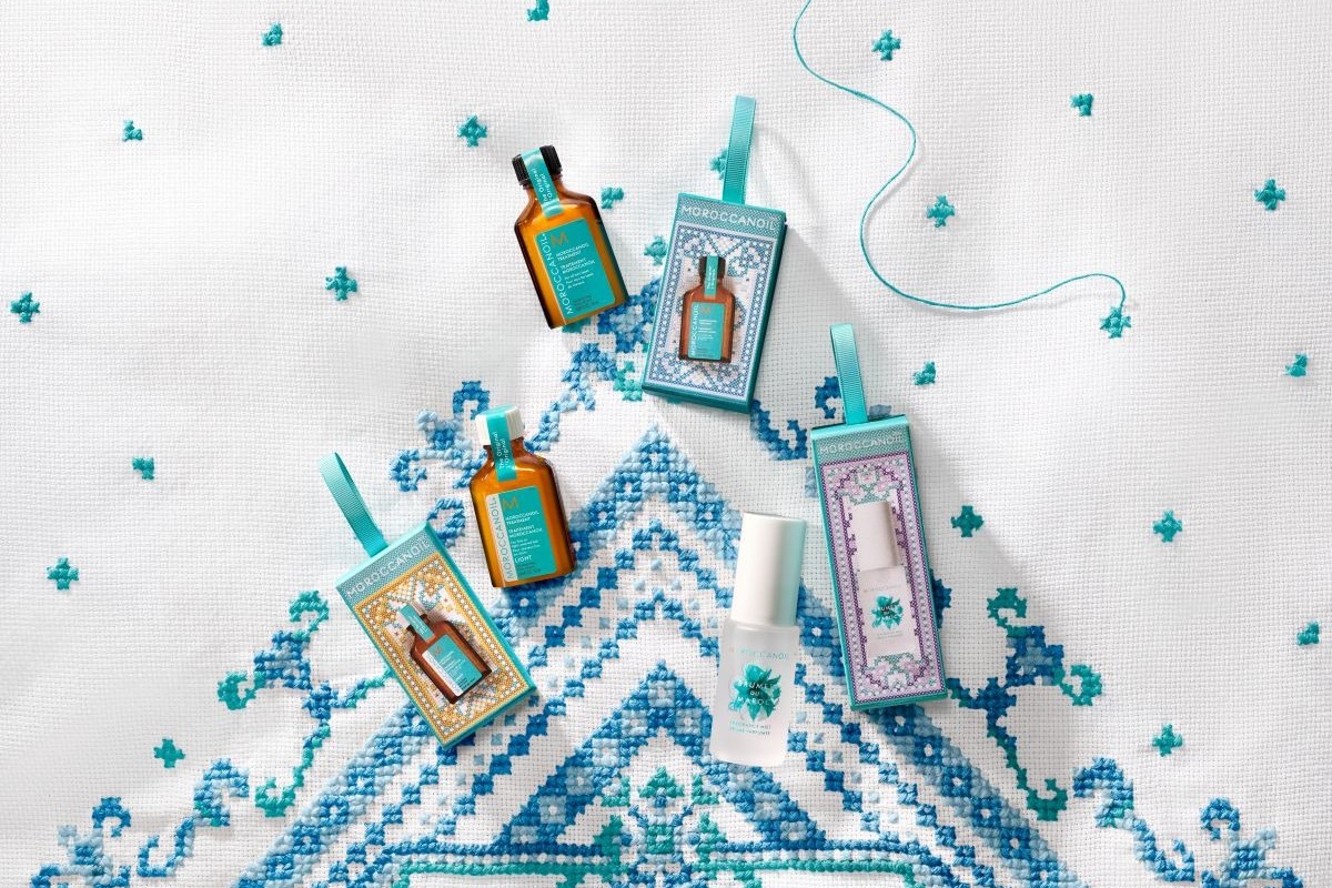Αυτήν την εορταστική περίοδο γιορτάστε με τα Moroccanoil 2025 holiday offerings