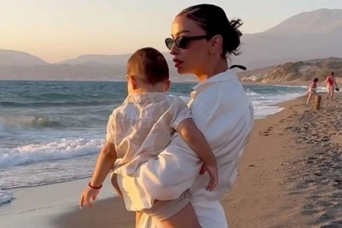 Ελένη Φουρέιρα: Η εξομολόγηση για τον γιο της – «Για πολύ καιρό έλεγε μόνο μπαμπά, σκεφτόμουν ότι κάτι έχω κάνει λάθος»