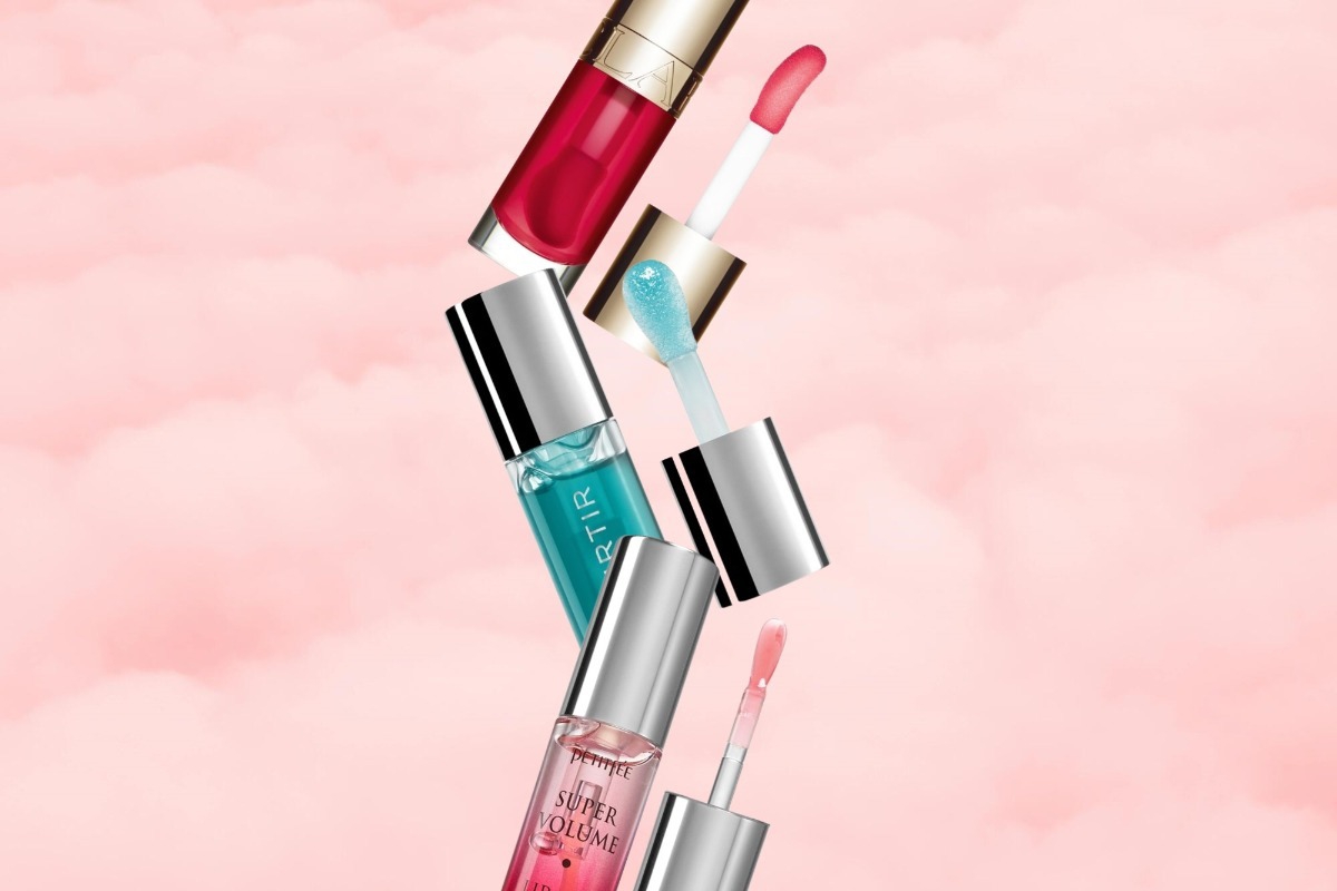 Τα 6 πιο λαχταριστά lip oils που φοράς αντί για κραγιόν