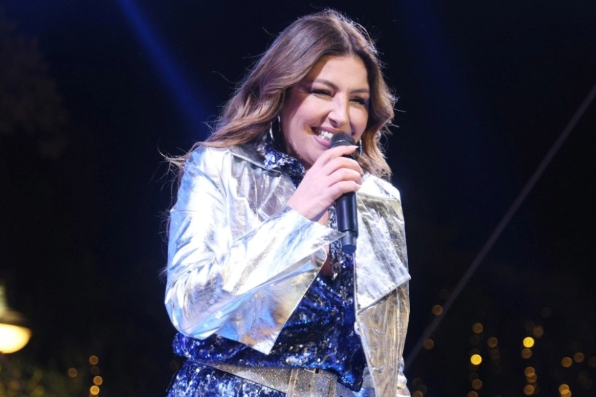 Η Έλενα Παπαρίζου πήρε εξιτήριο από το νοσοκομείο