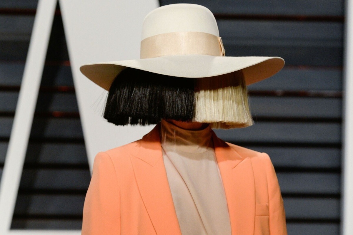 Sia: Ο πρώην σύζυγός της ζητά διατροφή 250.000 δολάρια τον μήνα