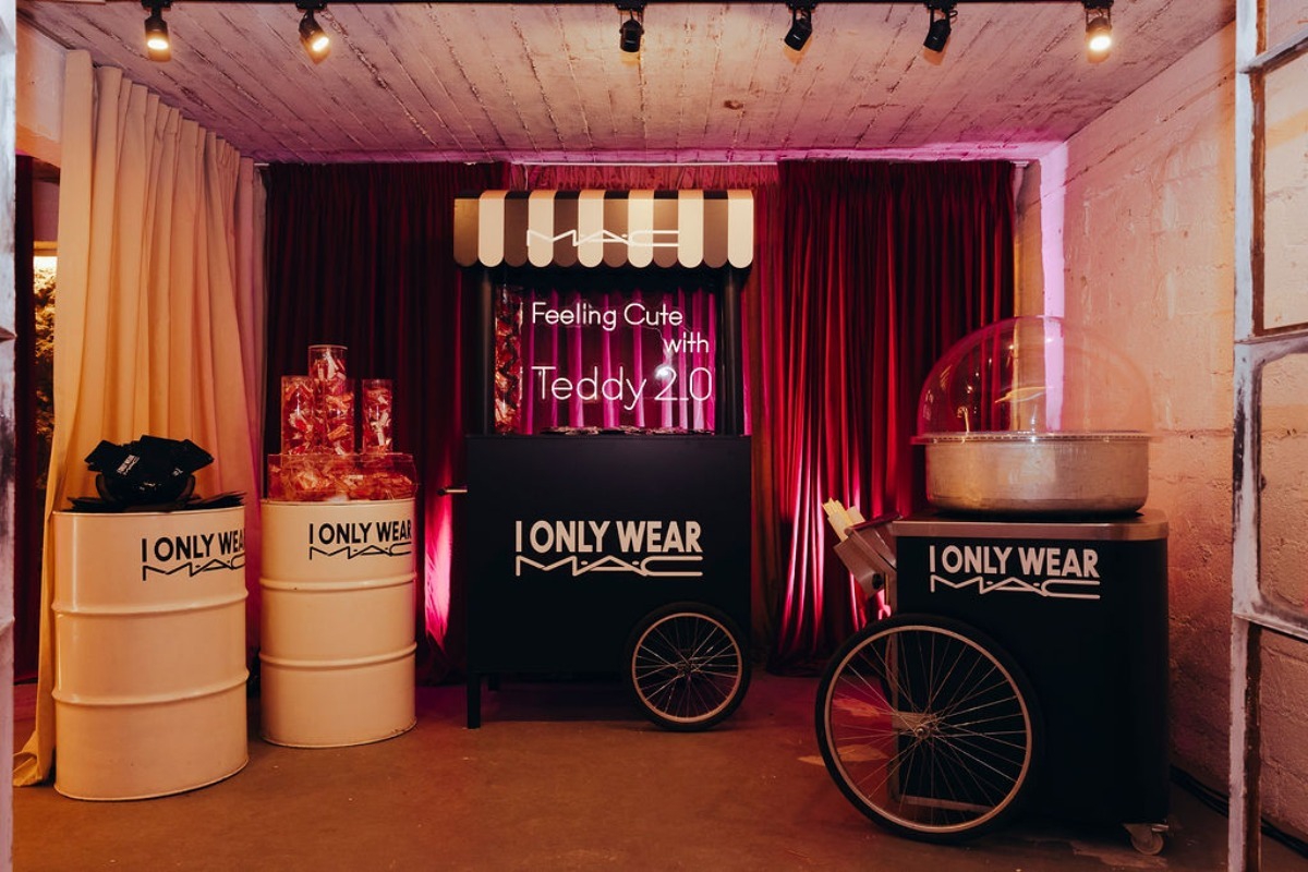 Make Up Your Mood από τη M·A·C Cosmetics