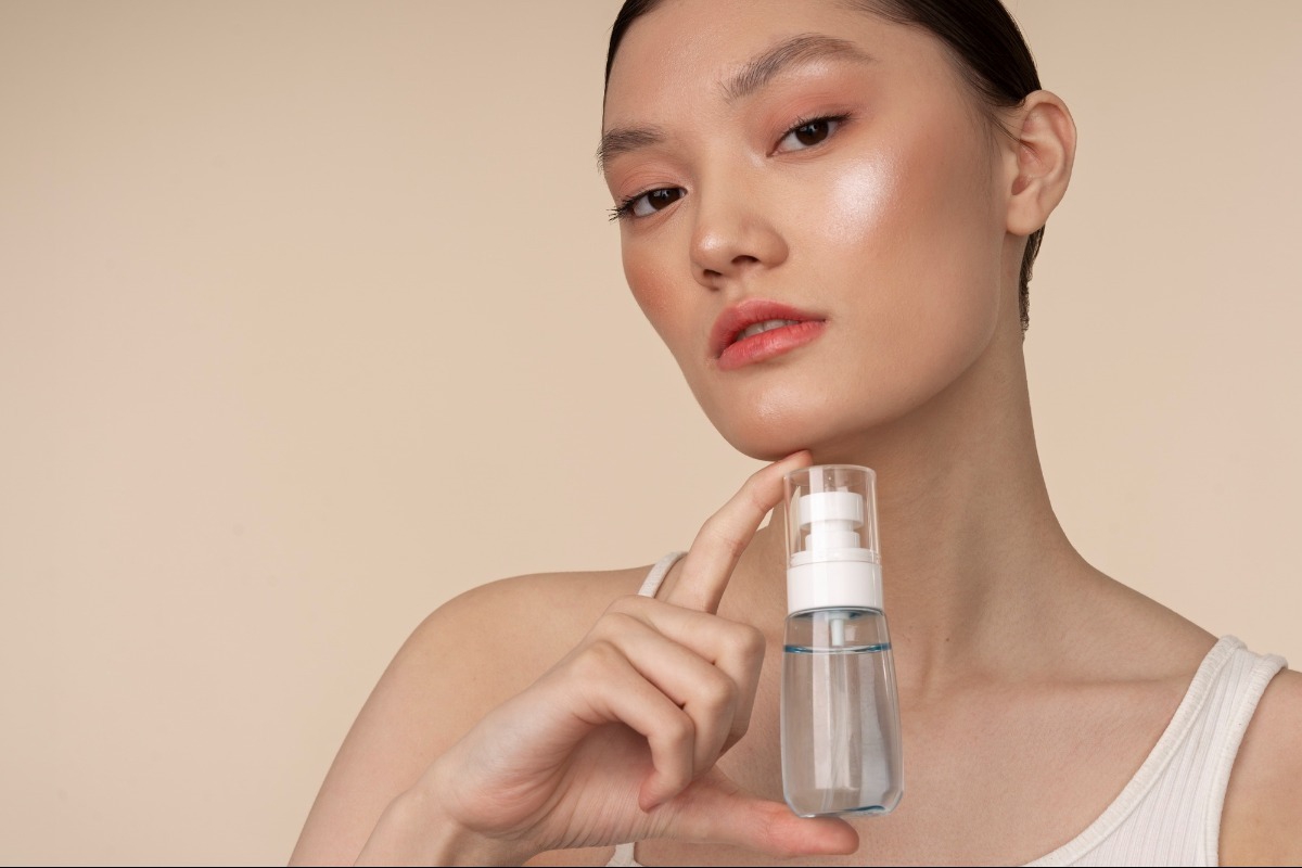 Το νέο επαναστατικό face mist που προστατεύει την επιδερμίδα από το blue light της οθόνης