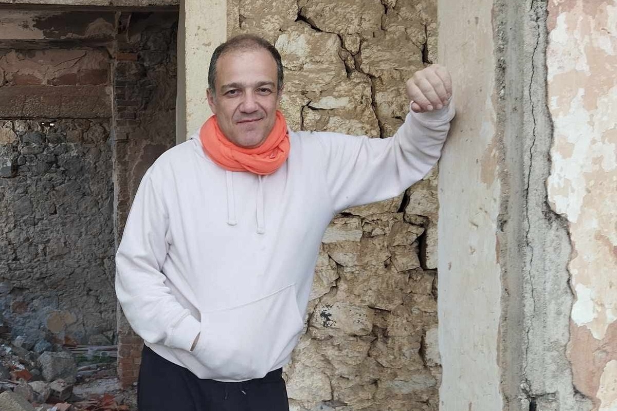 Φώτης Σπύρος: Η πρώτη εμφάνιση on camera μετά την αποκάλυψη για τον καρκίνο (Βίντεο)