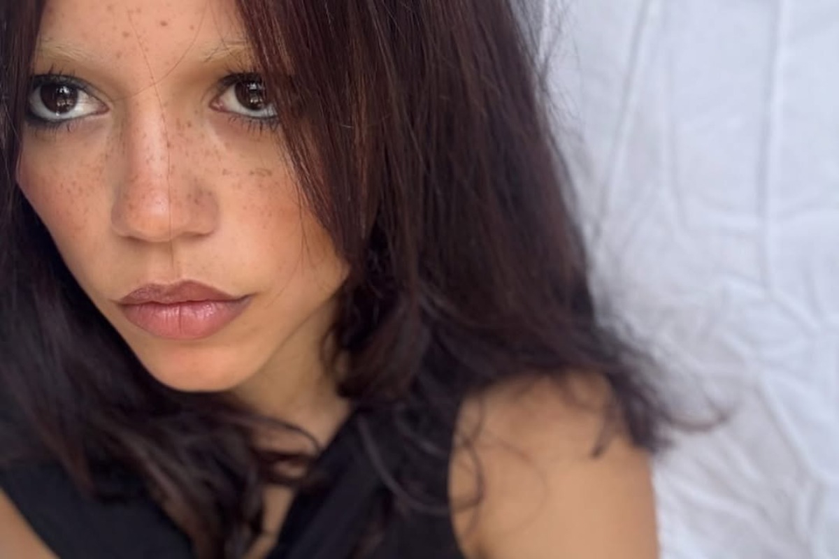Τα μυστικά της Jenna Ortega για το τέλειο no makeup look