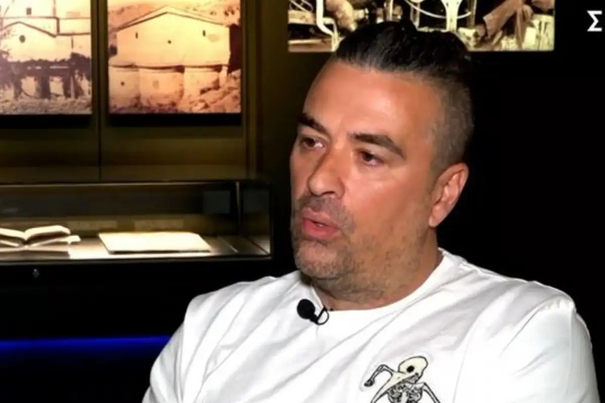 Γιάννης Αϊβάζης: «Όταν γεννήθηκε η κόρη μου, μπήκε δημοσιογράφος ντυμένος γιατρός μέσα στο νοσοκομείο»
