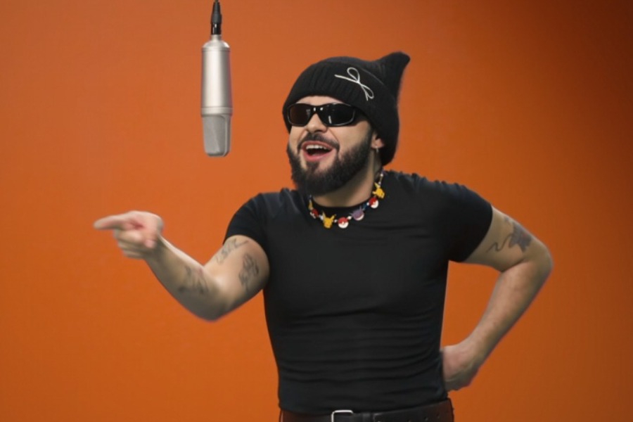 FERTO: Ποιος είναι ο Akylas, το μεγαλύτερο φαβορί (ως τώρα) για να πάει Eurovision