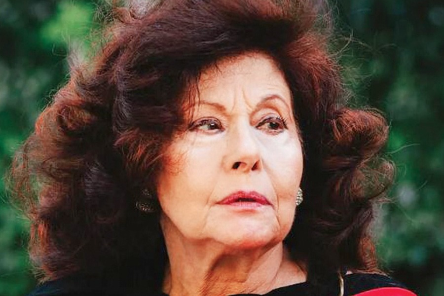 Σοβαρή περιπέτεια υγείας για την Ελένη Ανουσάκη – Γιατί νοσηλεύτηκε σε νοσοκομείο