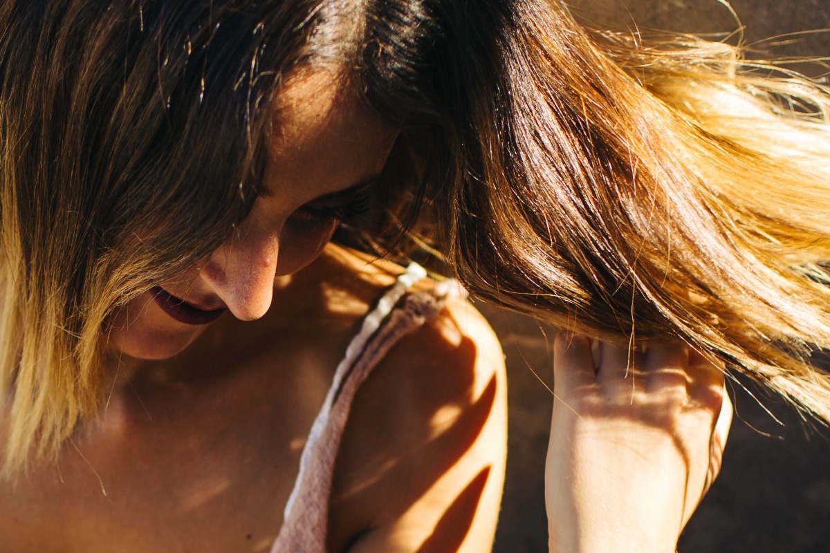 Slut shaming παντού: Από τα comments μέχρι τους τίτλους που το ταΐζουν