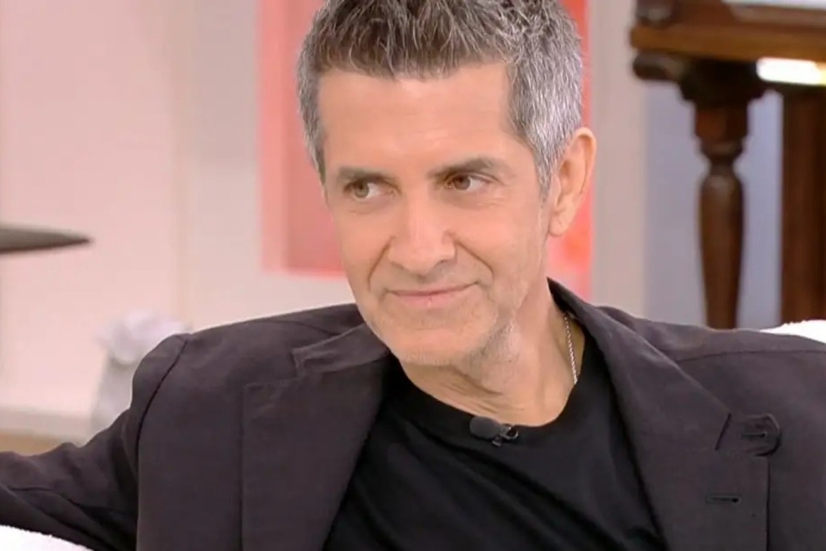 Φοίβος: «Η Αννα Βίσση είναι η μεγαλύτερη τραγουδίστρια» ‑ η δημόσια δήλωσή του στη Γερμανού