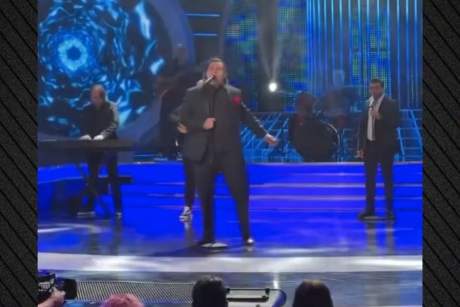 Παίκτης σε σόου στη Βουλγαρία ενσάρκωσε τον Βασίλη Καρρά, δείτε βίντεο