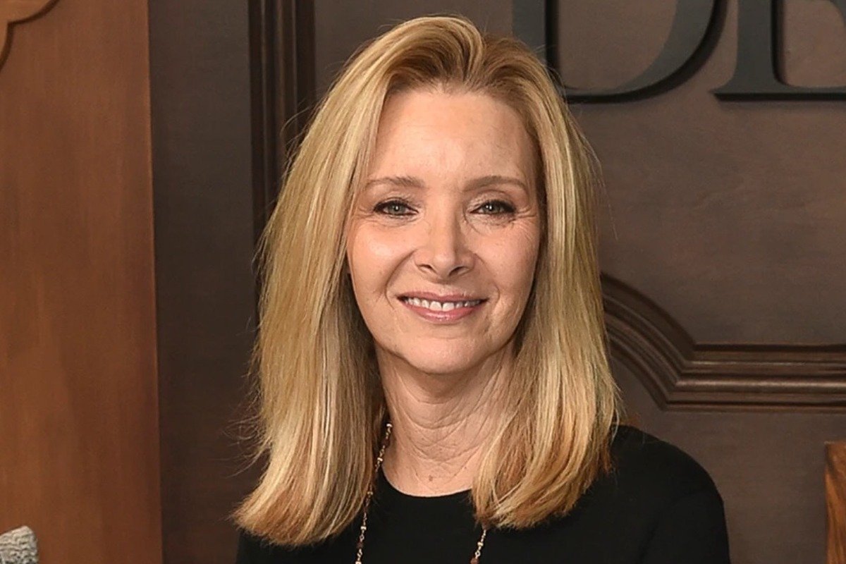 Η 62χρονη Λίζα Κούντροου αποκαλύπτει τις παρενέργειες του Botox και αποκηρύσσει τις αισθητικές επεμβάσεις