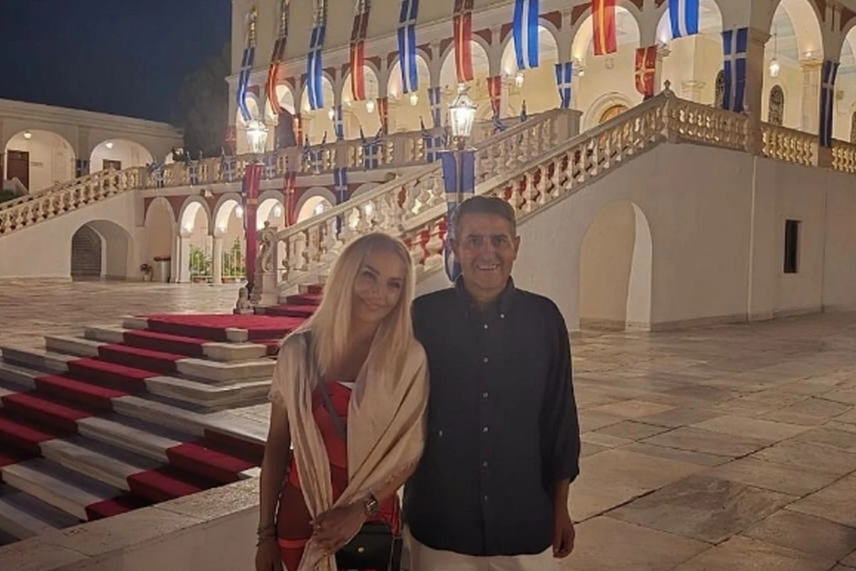 Γιώργος Μυλωνάκης: «Όπου κι αν βρισκόμαστε θα την τιμάμε» στην Παναγία της Τήνου