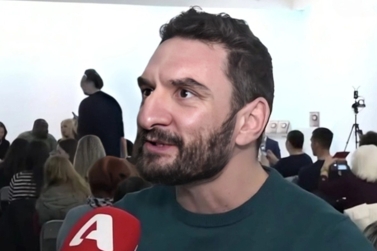 Γιάννης Βούρος: Αν και γεννήθηκα χωρίς δάχτυλα, ποτέ δεν θεώρησα ότι μου λείπει κάτι, είπε ο γιος του