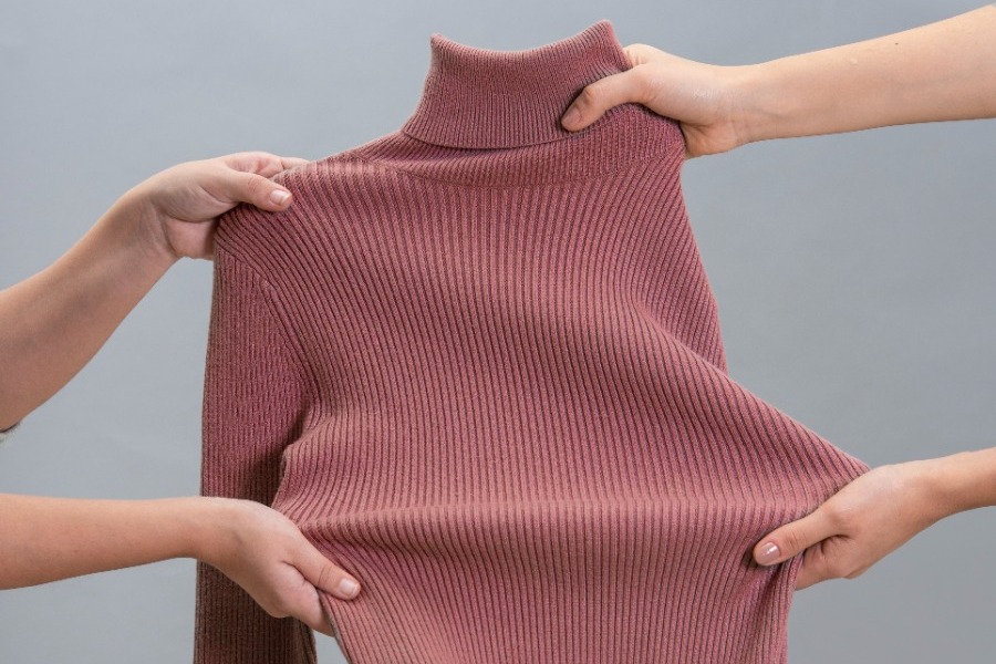 Γιατί οι επιτυχημένοι άνθρωποι επιλέγουν τα ίδια ρούχα ξανά και ξανά