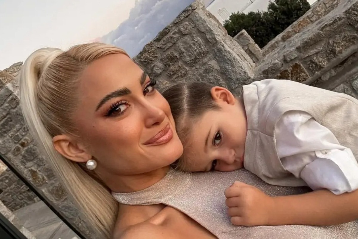 Ιωάννα Τούνη: Στο γιατρό με τον μικρό Πάρη – «Το γενναίο μου μωράκι»