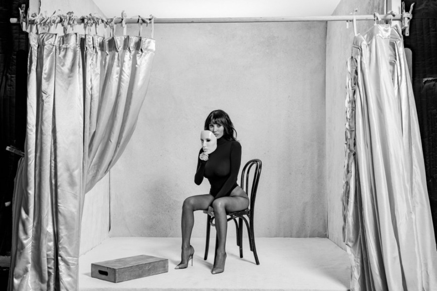 Bianca Censori: Σπάει τη σιωπή της στο Vanity Fair για τη σχέση της με τον Κanye West