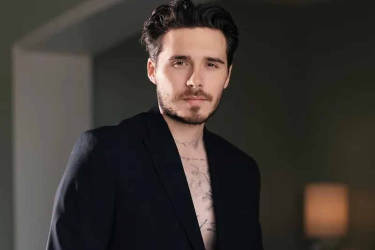 Μπρούκλιν Μπέκαμ: «Έσβησε» το τατουάζ του πατέρα του και λέει όχι στη συμφιλίωση