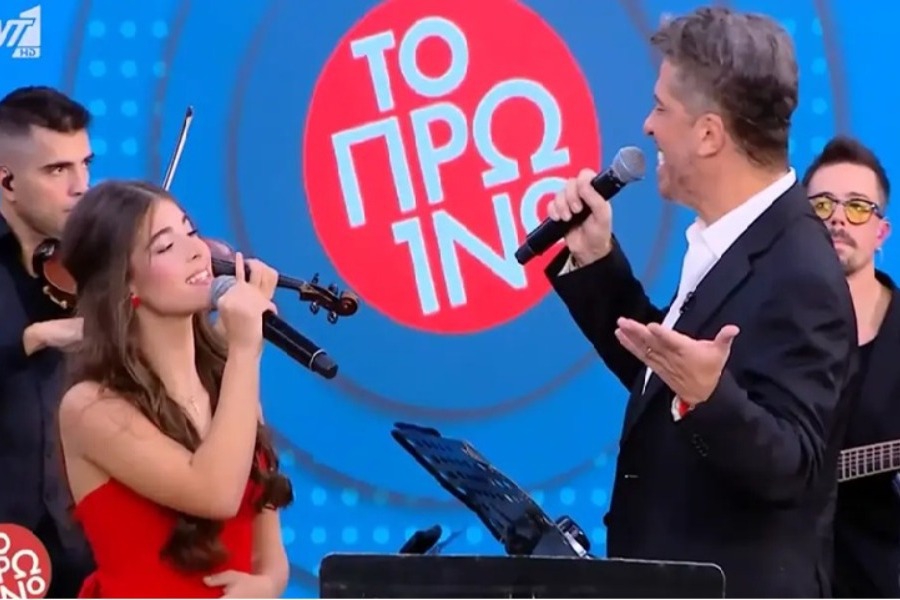 Χάρης Βαρθακούρης: Τραγούδησε για πρώτη φορά στην τηλεόραση μαζί με την 13χρονη κόρη του, Λιόνα