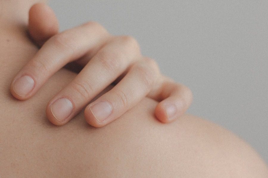 Σημάδια που δείχνουν ότι το δέρμα σου γερνάει